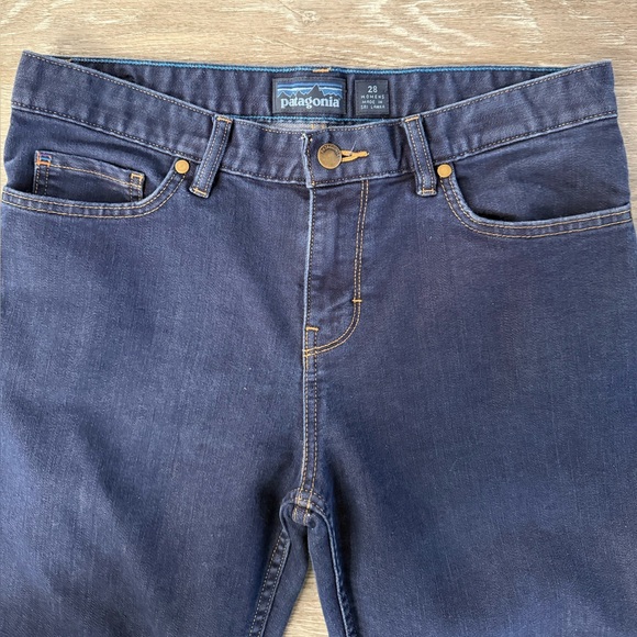 Patagonia Women’s Boyfriend Dark Blue Denim Jeans, Size 28. - Picture 3 of 11
